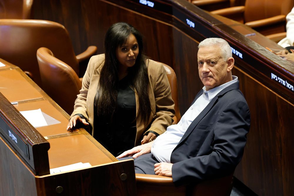 Bleu et Blanc ne franchit pas à plusieurs reprises le seuil électoral. Gantz