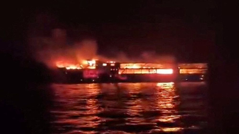 5 morts et plus de 80 disparus dans l'incendie d'un navire aux Philippines