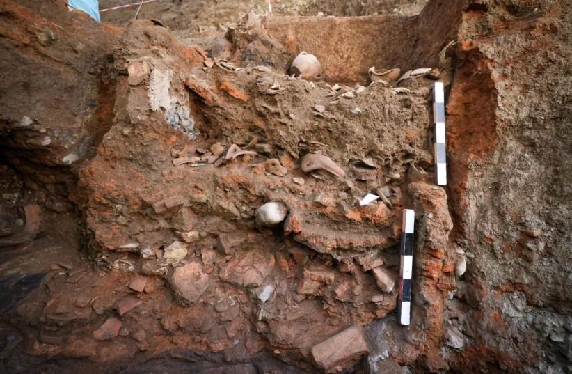 Les travaux routiers ont découvert un trésor archéologique
