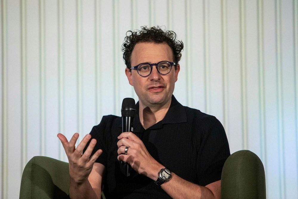 Décision fatale: Anthropic et OpenAI hésitent entre les calendriers d'introduction en bourse et les scénarios d'annihilation