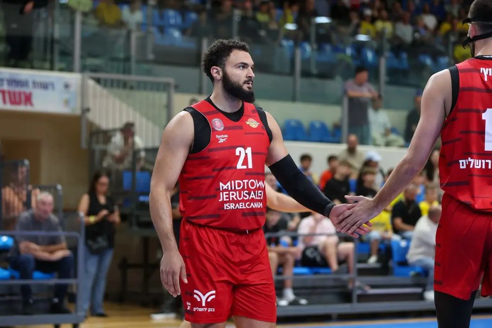 62 encaissés en deuxième mi-temps : première défaite d'Hapoel Jérusalem en préparation