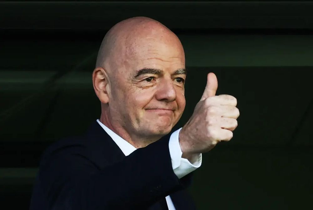 Elles continuent de se disputer l'accueil de la finale de la Coupe du monde : « Qui ment ici ? »